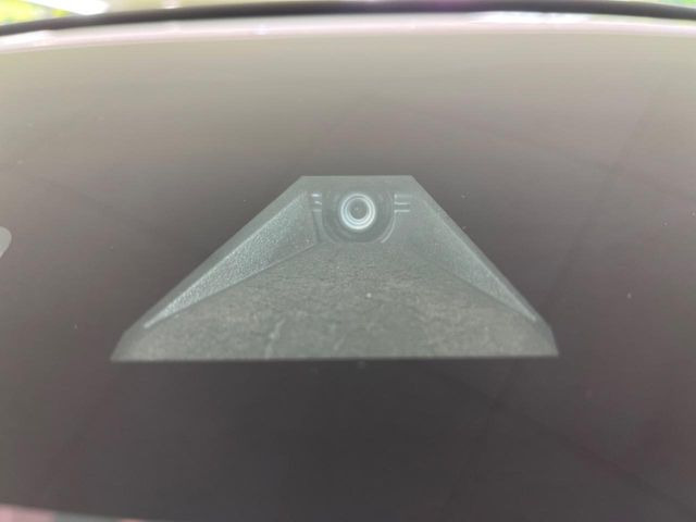 �y�g���^�Z�[�t�e�B�Z���X�z���s���ɑO���̎ԗ�����F�����A�Փ˂������Ȏ��͌x��ƃu���[�L�ŏՓˉ���Ɣ�Q�y�����A�V�X�g�B�����S�Ƀh���C�u�����y���݂��������܂��B