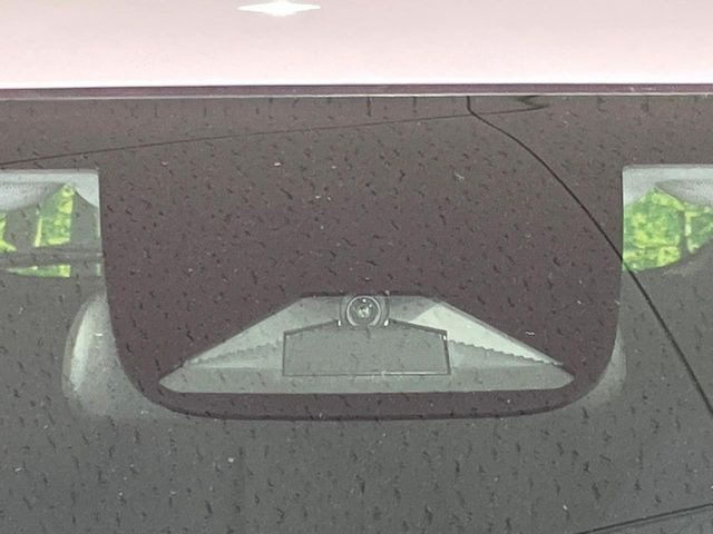 �y�z���_�Z���V���O�z���s���ɑO���̎ԗ�����F�����A�Փ˂������Ȏ��͌x��ƃu���[�L�ŏՓˉ���Ɣ�Q�y�����A�V�X�g�B�����S�Ƀh���C�u�����y���݂��������܂��B