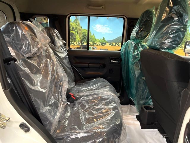 �L�X�Ƃ���2��ڃV�[�g�͋��Z���������A���S�n�����K!�F�B��Ƒ��Ƃ̂��o�����ɂ҂�����ł��B�x�r�[�V�[�g��`���C���h�V�[�g�g�p�������K�ɂ��߂�������������\���ȋ�Ԃ��m�ۂ��Ă��܂��B