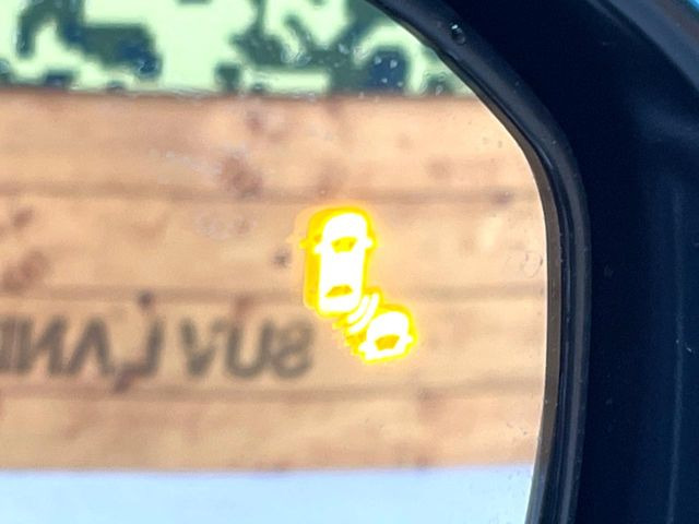 �y�u���C���h�X�|�b�g�C���t�H���[�V�����z���s���A�h�A�~���[�̎��p�ɂȂ�₷���ӏ��Ɍ㑱�Ԃ��ڋ߂���ƃT�C�h�~���[�t�߂Ɍx����\���A�h���C�o�[�ɒ��ӊ��N�����Ă���܂��B