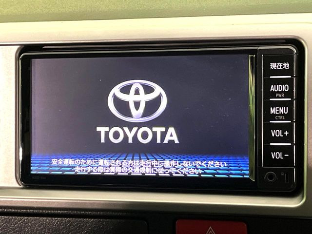 �y�����i�r�z�l�C�̏����i�r�𑕔����Ă���܂��B�i�r�̎g���₷���͂������A�I�[�f�B�I�@�\���[��!�L�����v�◷�s�͂������A�ʋ΂┃�����ȂǕ��i�̃h���C�u���y�����Ȃ�͂���