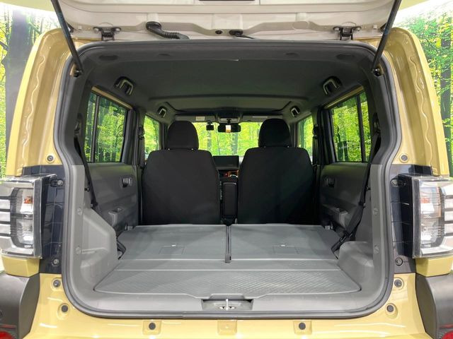 ���i�̂���������ʋ΁A���}���ɏ\���ȉ׎��X�y�[�X���m�ۂ��Ă���܂��B�Z�J���h�V�[�g��|���ƁA�傫�ȉו��̐ύڂ��\�ł���