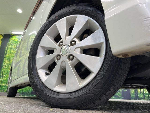 �y����14�C���`�A���~�z�C�[���z�O�ςɃ}�b�`���������A���~�z�C�[���𑕒����Ă���܂��B�e��ЊO�A���~�z�C�[����A�X�^�b�h���X�^�C�����戵�����Ă���܂��B���񂲑��k����������