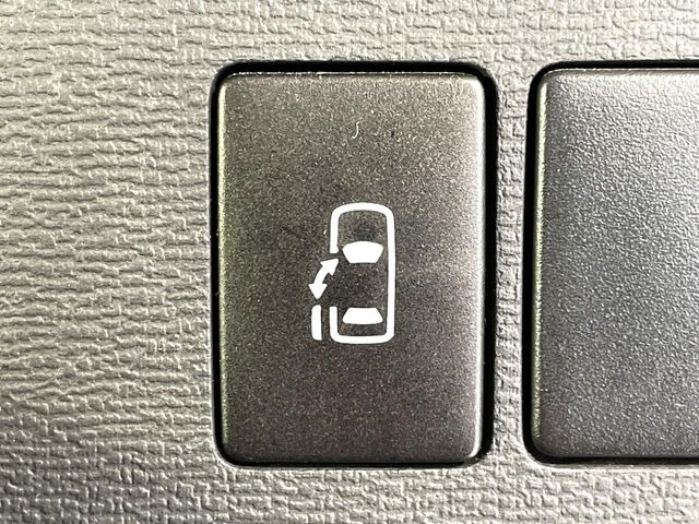 �y�p���[�X���C�h�h�A�z�X�}�[�g�L�[��^�]�Ȃ̃X�C�b�`�ŃX���C�h�h�A�̊J���\���d��������͂����ăh�A���J����K�v�������A���������q�l�ł��A�d���ו��������Ă��鎞�����N�ɊJ���߂ł��܂���