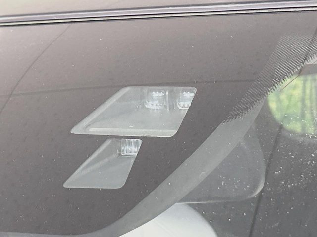 �y�X�}�[�g�V�e�B�u���[�L�T�|�[�g�z�ᑬ���s���ɑO���̎ԗ�����F�����A�Փ˂������Ȏ��͌x��ƃu���[�L�ŏՓˉ���Ɣ�Q�y�����A�V�X�g�B�����S�Ƀh���C�u�����y���݂��������܂��B