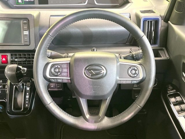 �y�����v�����X�e�A�����O�z�㎿�Ȋv���g�p���邱�ƂŁA��ɂ����������݂ƂĂ��^�]���₷���n���h���ł���