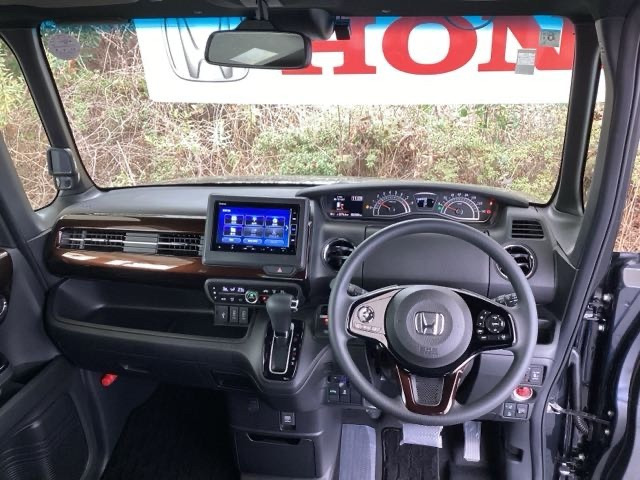 N-BOXカスタムL 4WD