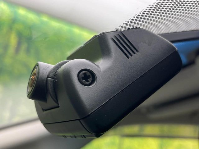 �y�h���C�u���R�[�_�[�z�h���C�u���R�[�_�[����!���s���͂������A������^�]�⎖�̂ɑ��������ہA�f���ŋL�^���A����̃��X�N�ɔ����܂��B���L�^�pSD�J�[�h�͂��q�l�����g�ł��������������K�v������܂��B