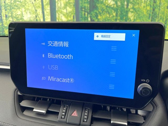 �y10.5�C���` �f�B�X�v���C�I�[�f�B�I�z���ʂ̃f�B�X�v���C��AppleCarPlay��AndroidAuto�����p�\�B�傫�ȉ�ʂŃX�}�z�i�r�A�v���������p���������܂���