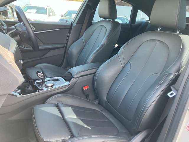 2シリーズグランクーペ218d Mスポーツ