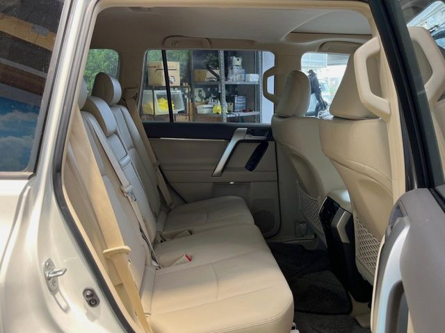 �㕔���Ȃ��C�ɂȂ�悤�ȃL�Y�E�����ւ��蓙�A�傫�ȃ_���[�W�͂Ȃ��A�ǍD�ȏ�Ԃł��B