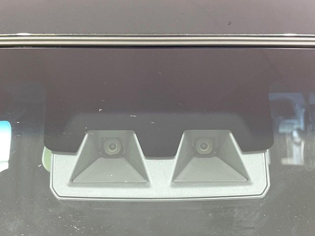 �y�X�}�[�g�A�V�X�g�z���s���ɑO���̎ԗ�����F�����A�Փ˂������Ȏ��͌x��ƃu���[�L�ŏՓˉ���Ɣ�Q�y�����A�V�X�g�B�����S�Ƀh���C�u�����y���݂��������܂��B