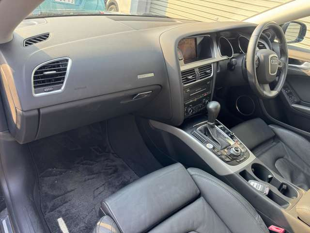 �����q�l�̃J�[���C�t������`�������Ē����܂������q�l�̂��v�]���ł��邾���ڂ������������āA�������ł���悤�w�͒v���܂��B�Ԍ��E�C���E���h���ȂǁA���C�y�ɂ��A��������!