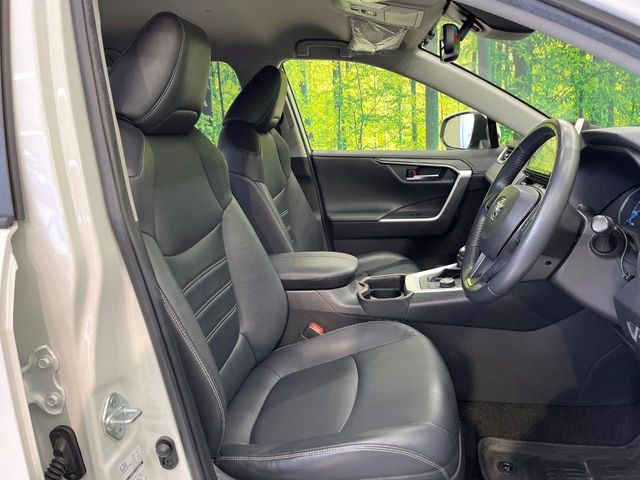 �y���烌�U�[�V�[�g�z����̂ӂ���肪�e�ՂŃ����e�i���X�����ȒP�ȁA�@�\���ɗD��鍇����v���̗p�����㎿�ȃV�[�g�ł��B����S�n���悭�A���������ӂ��S�n�ǂ��ԓ���Ԃ����o���Ă���܂��B