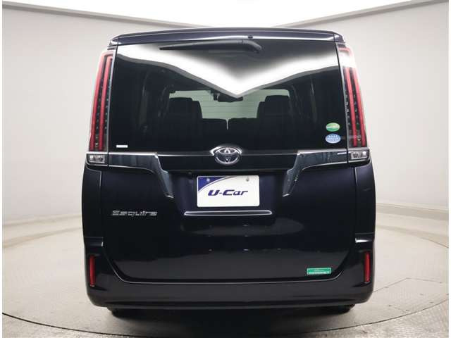 エスクァイア2.0 Gi プレミアムパッケージ