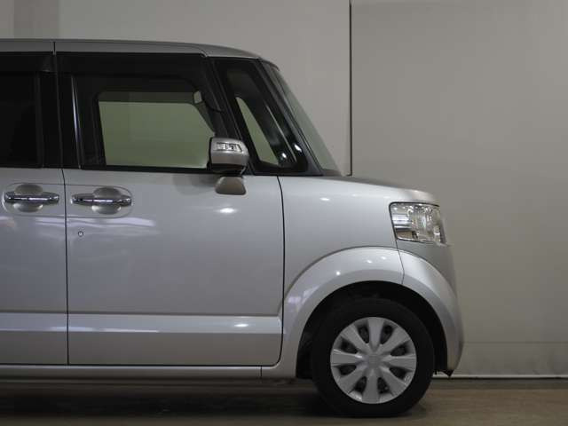 LINE�n�߂܂�����l�b�g�ɂ͍ڂ��Ă��Ȃ��ʐ^���������A�G���W���������������Ȃǂ̂��v�]�ɂ��������܂�!�F�B�o�^���ă��b�Z�[�W�������M������(^&omega;^)