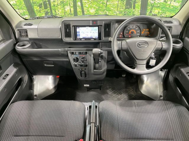 �O���[�v���݌ɐ���30,000��!!�S���̌n��X���烁�[�J�[�E�Ԏ��킸���Љ�o����̂ŁA���Ȃ��Ƀs�b�^���̂��Ԃ�������͂��ł���܂��͂��₢���킹��������