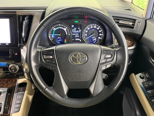 �y�����v�����X�e�A�����O�z�㎿�Ȋv���g�p���邱�ƂŁA��ɂ����������݂ƂĂ��^�]���₷���n���h���ł���