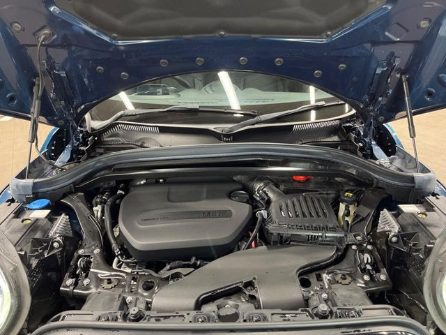 �����X�ł́A�e���[�J�[�̐�p�f�f�e�X�^�[�𓱓��B���Ǝ��i�����e�N�j�J���X�^�b�t���풓���Ă���܂��̂ŁA������̍ۂɂ����S���Ă����p���������܂��B