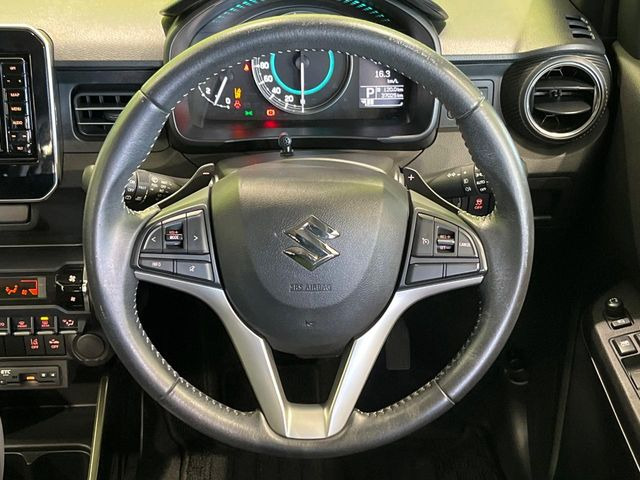 �y�����v�����X�e�A�����O�z�㎿�Ȋv���g�p���邱�ƂŁA��ɂ����������݂ƂĂ��^�]���₷���n���h���ł���