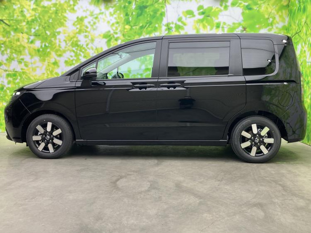 フリード1.5 e:HEV エアー EX