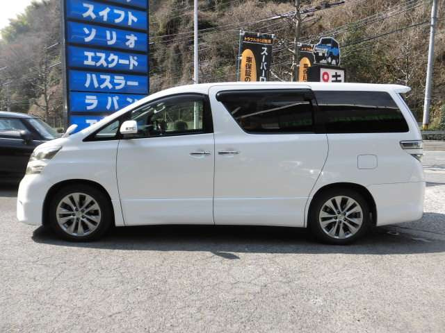 ���Ђ́u�i���ƃv���C�V���O�v��O��I�ɂ������A�ŐV��������A���^�C���Ɍ������A�S�����x���̈����Ŕ̔����Ă���܂��B�d����Ɋւ��܂��Ă��A�S�ԕK�����Ђ̎d����S�����ڂŌ��Č��I���Ďd����Ă���܂��B