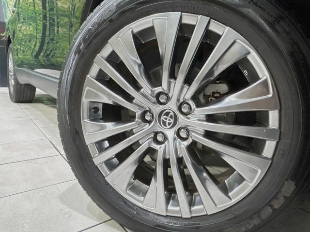 �y����19�C���`�A���~�z�C�[���z�O�ςɃ}�b�`���������A���~�z�C�[���𑕒����Ă���܂��B�e��ЊO�A���~�z�C�[����A�X�^�b�h���X�^�C�����戵�����Ă���܂��B���񂲑��k����������