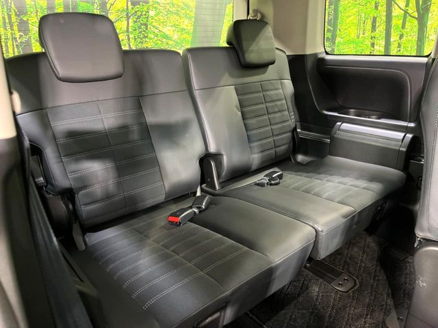 3��ڃV�[�g�͂�������ԗǍD����l�ł��������ƍ����Ē����܂��̂ŁA��l���ł̂��o���������N���N�ł��􂲉Ƒ��ŁA�C�̒m�ꂽ���ԂŁA�h���C�u�ɍs���̂��y���݂ł��ˁ�