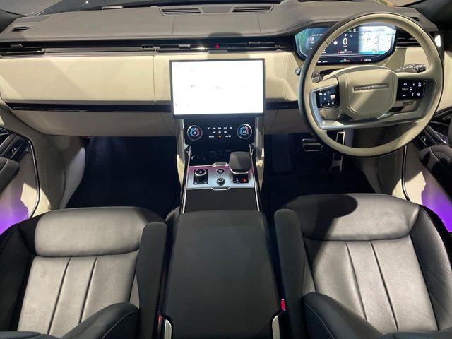 レンジローバーHSE 4.4L P530 スタンダードホイールベース 4WD