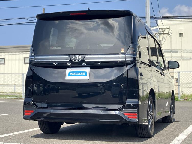 ヴォクシー2.0 S-Z