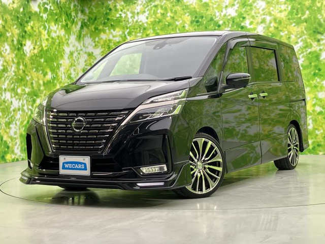 セレナ1.2 e-POWER ハイウェイスターV アーバンクロム