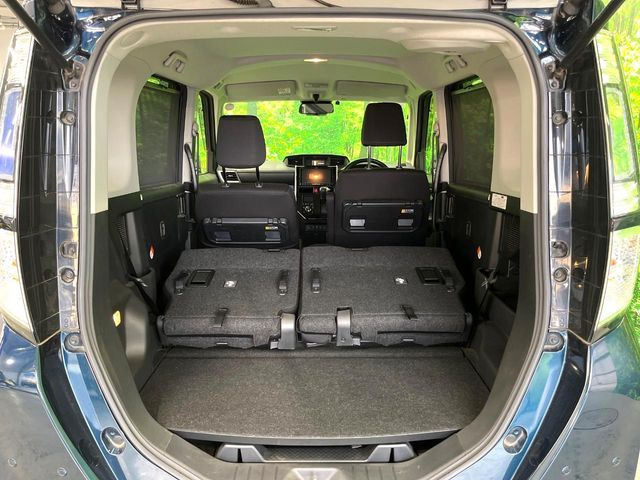 普段のお買い物や通勤、送迎等に十分な荷室スペースを確保しております。セカンドシートを倒すと、大きな荷物の積載も可能です♪