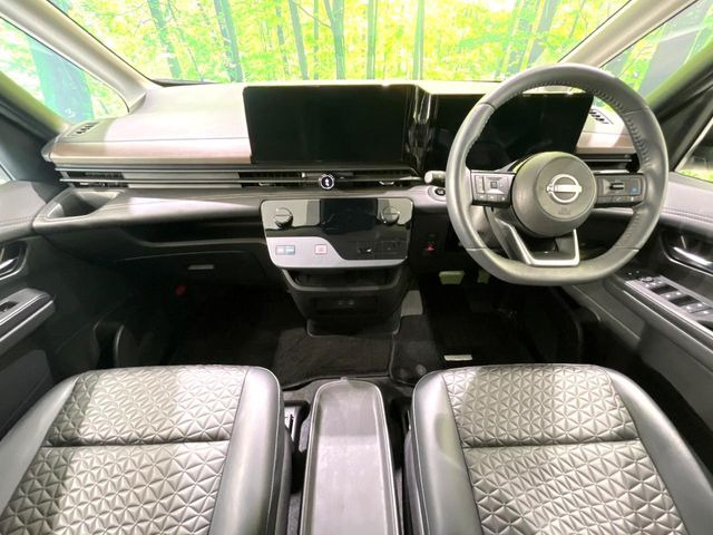 セレナ1.4 e-POWER ハイウェイスターV