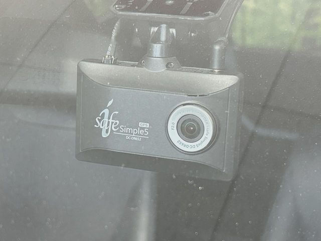 �y�h���C�u���R�[�_�[�z�h���C�u���R�[�_�[����!���s���͂������A������^�]�⎖�̂ɑ��������ہA�f���ŋL�^���A����̃��X�N�ɔ����܂��B���L�^�pSD�J�[�h�͂��q�l�����g�ł��������������K�v������܂��B