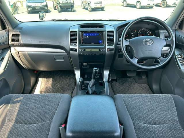 �S�Ԏ���\�ł��B�傫�ȓW����������ۂɉ^�]���Ă݂ĉ������B���ۂɏ���Ă݂Ă��ꂩ��̃J�[���C�t��z�����Ă���������