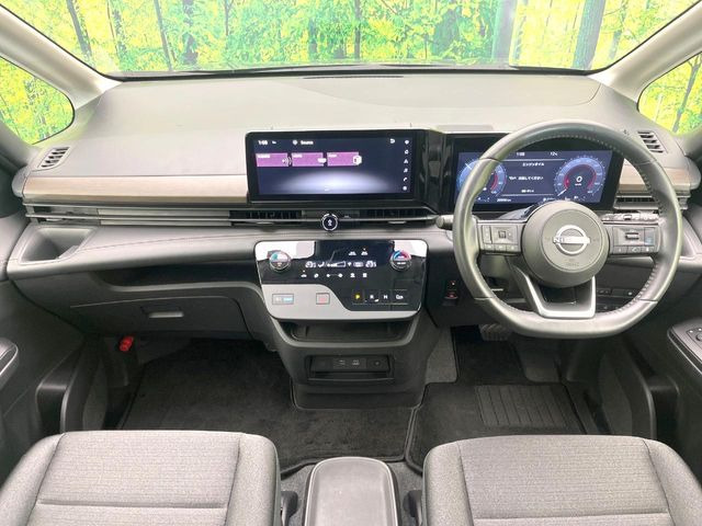 セレナ1.4 e-POWER ハイウェイスターV