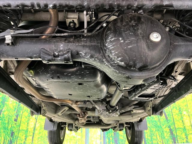 下回りがきれいなうちに、防錆加工の施工がオススメ。降雪地域はもちろん、沿岸部にお住いの方や、趣味でマリン・ウィンタースポーツをされる方にご好評いただいております。