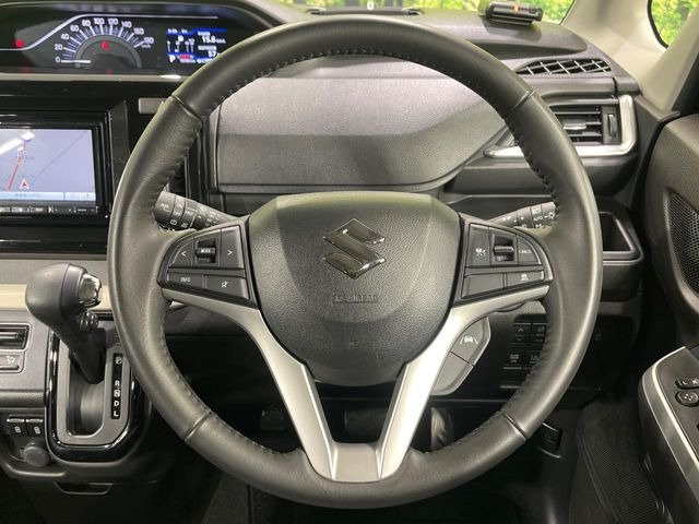 �y�����v�����X�e�A�����O�z�㎿�Ȋv���g�p���邱�ƂŁA��ɂ����������݂ƂĂ��^�]���₷���n���h���ł���