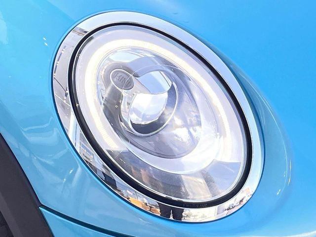 ��LED�w�b�h���C�g:��ԑ��s�����ǍD�Ȏ��E���m�ۂ����S���ĉ^�]�ł��鍂�P�xLED�w�b�h���C�g�𑕔�!�_�����x�������A����d�͂��}�����Ă��܂��B