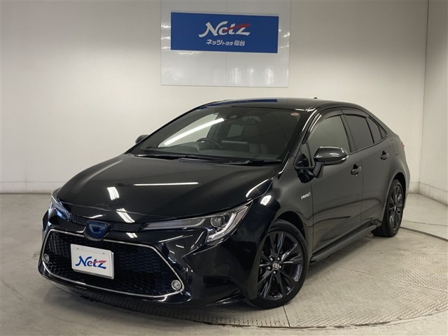 カローラ1.8 ハイブリッド W×B