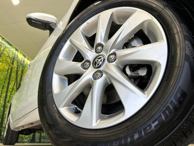 �y����15�C���`�A���~�z�C�[���z�O�ςɃ}�b�`���������A���~�z�C�[���𑕒����Ă���܂��B�e��ЊO�A���~�z�C�[����A�X�^�b�h���X�^�C�����戵�����Ă���܂��B���񂲑��k����������