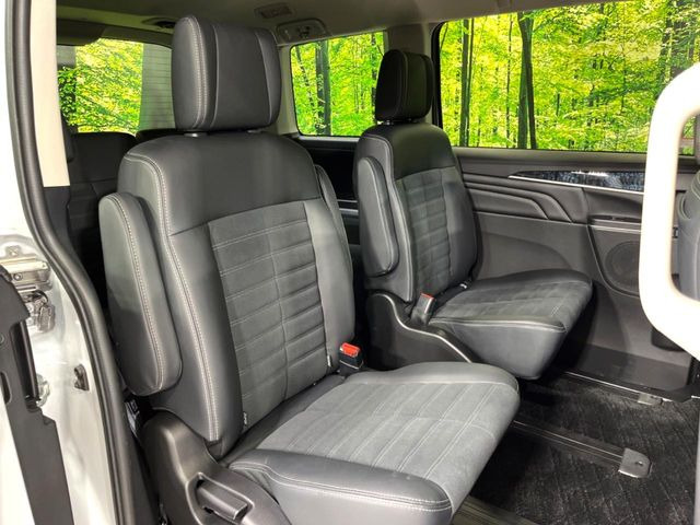 ���ڒ����̓E�H�[�N�X���[�ƂȂ��Ă���܂��B���ڂƎO��ڂ̈ړ�����~�肪�Ƃ��Ă��y�ɂȂ�̂ŁA���~��̍ۂ��X�g���X�������邱�Ƃ͂���܂����