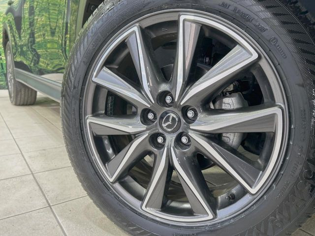 �y����19�C���`�A���~�z�C�[���z�O�ςɃ}�b�`���������A���~�z�C�[���𑕒����Ă���܂��B�e��ЊO�A���~�z�C�[����A�X�^�b�h���X�^�C�����戵�����Ă���܂��B���񂲑��k����������