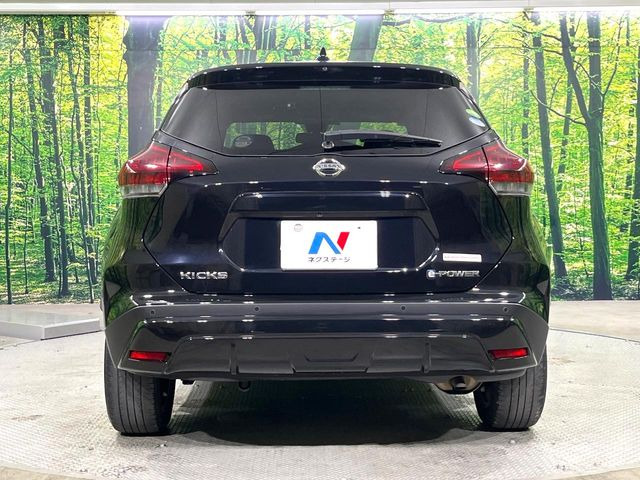 安心の最長10年・走行無制限保証(有償)をご用意。保証内容も充実はもちろん、無料点検&オイル交換や、年中無休の全国・24時間ロードサービスも付帯されておりますのでご安心下さい。