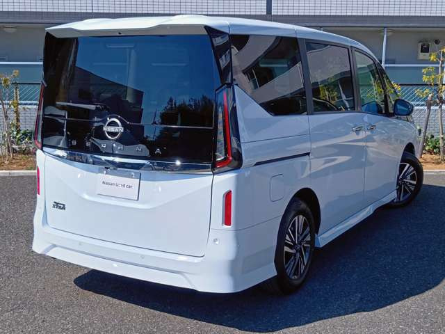 セレナ2.0 ハイウェイスターV