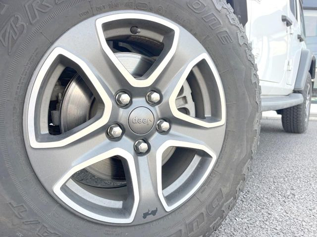 ������17�C���`�A���~�z�C�[��:�A���ԂȂ�ł͂̑�z����������x����z�C�[���Ƒ����ł�!���{�Ԃ̑���Ɋ���Ă�����ɂ����Б̊����Ē��������قǁA�������x���ł܂Ƃ܂��Ă��܂�!