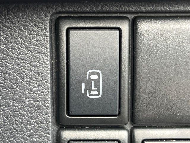 �y�p���[�X���C�h�h�A�z�X�}�[�g�L�[��^�]�Ȃ̃X�C�b�`�ŃX���C�h�h�A�̊J���\���d��������͂����ăh�A���J����K�v�������A���������q�l�ł��A�d���ו��������Ă��鎞�����N�ɊJ���߂ł��܂���