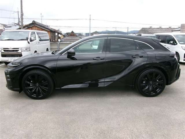 クラウンスポーツ2.5 Z E-Four 4WD