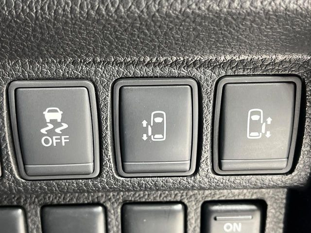 �y�����p���[�X���C�h�h�A�z�X�}�[�g�L�[��^�]�Ȃ̃X�C�b�`�Ō�ȗ����X���C�h�h�A�̊J���\���d��������͂����ăh�A���J����K�v�������A�����Ȃ��q�l�ł��ȒP�ɊJ���߂ł����K�ł���