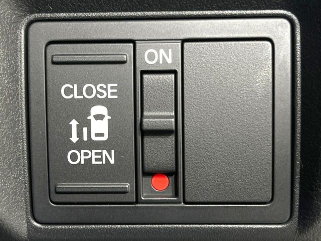 �y�p���[�X���C�h�h�A�z�X�}�[�g�L�[��^�]�Ȃ̃X�C�b�`�ŃX���C�h�h�A�̊J���\���d��������͂����ăh�A���J����K�v�������A���������q�l�ł��A�d���ו��������Ă��鎞�����N�ɊJ���߂ł��܂���